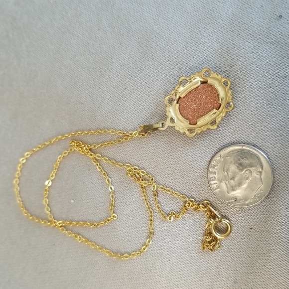 Gold stone FILIGREE pendant necklace Vintage - Picture 3 of 3